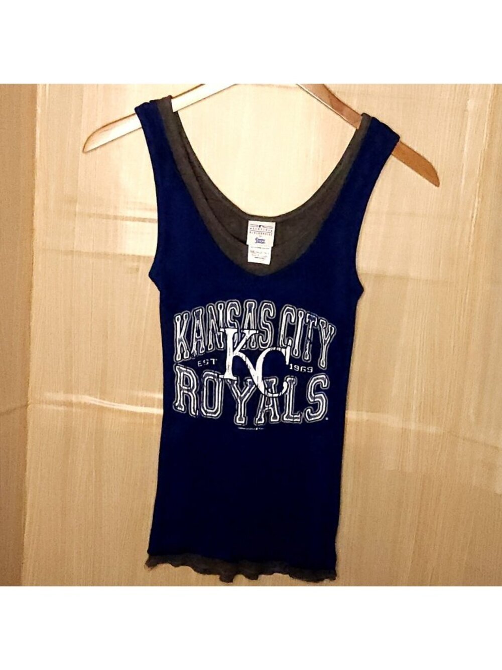 MLB Womens Kansas City Royals Layered Look Ribbed Tank Top Large